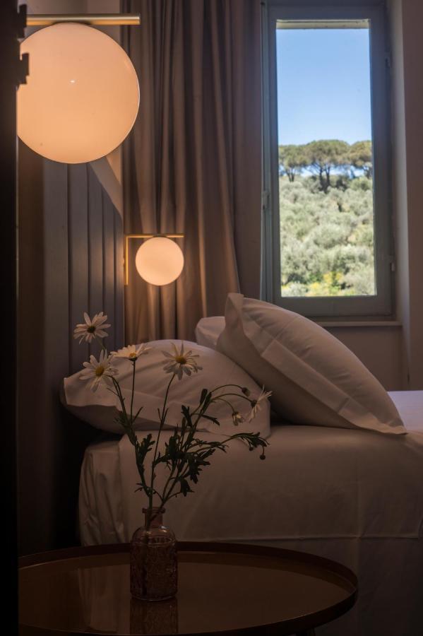 קאסטיגליונה דל לאגו Isola Polvese Resort מראה חיצוני תמונה